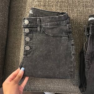 OLD NAVY BLACK WASH JEANS  (KIDS SIZE)